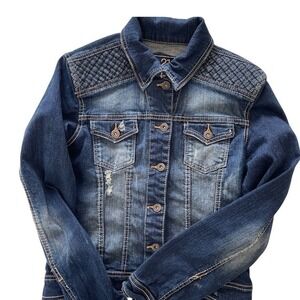 Rue21 Denim Jean Jacket M Curvy Fit Blue Distressed streetwear casual‎ layering